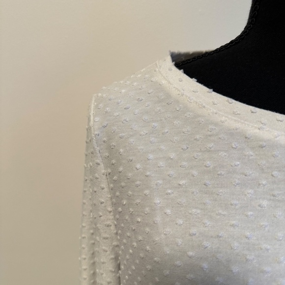 *WHITE HOUSE BLACK MARKET* White Polka Dot Long Sleeve Top Size Medium - Picture 3 of 7